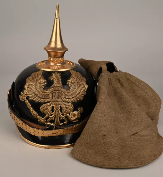 Prussian / Lübeck 162nd Infantry Regt. Officer Pickelhaube with Cover Visuel 1 principal